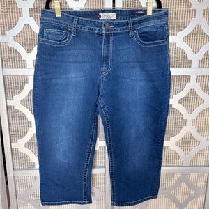 Women's Blue Denim Capris